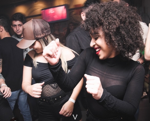 Wie du in der Disco zu mehr Selbstwertgefühl kommst