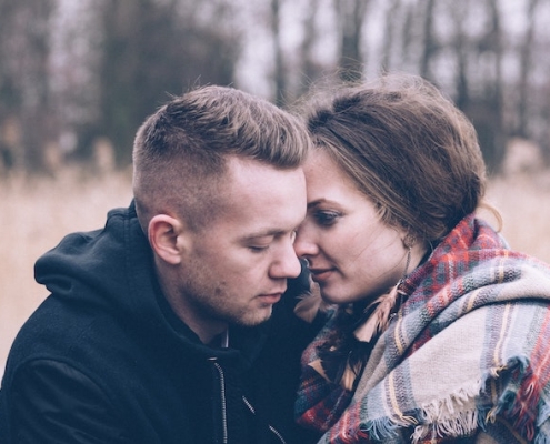 Wie du Streit in der Partnerschaft lösen kannst und dabei deine Selbstliebe stärkst.